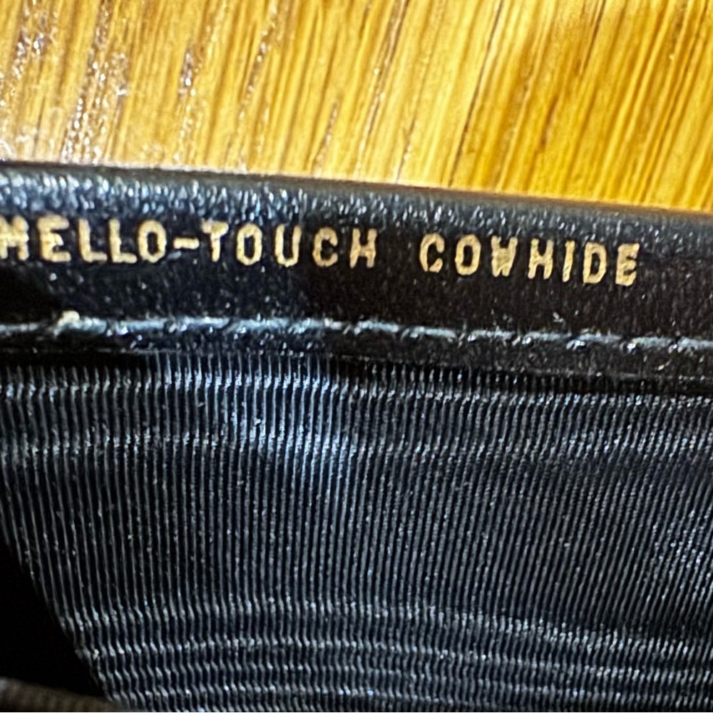 Bosca Hello-Touch Cowhide Bifold Wallet Black Leather. New Minimalist Vintage - Picture 3 of 11